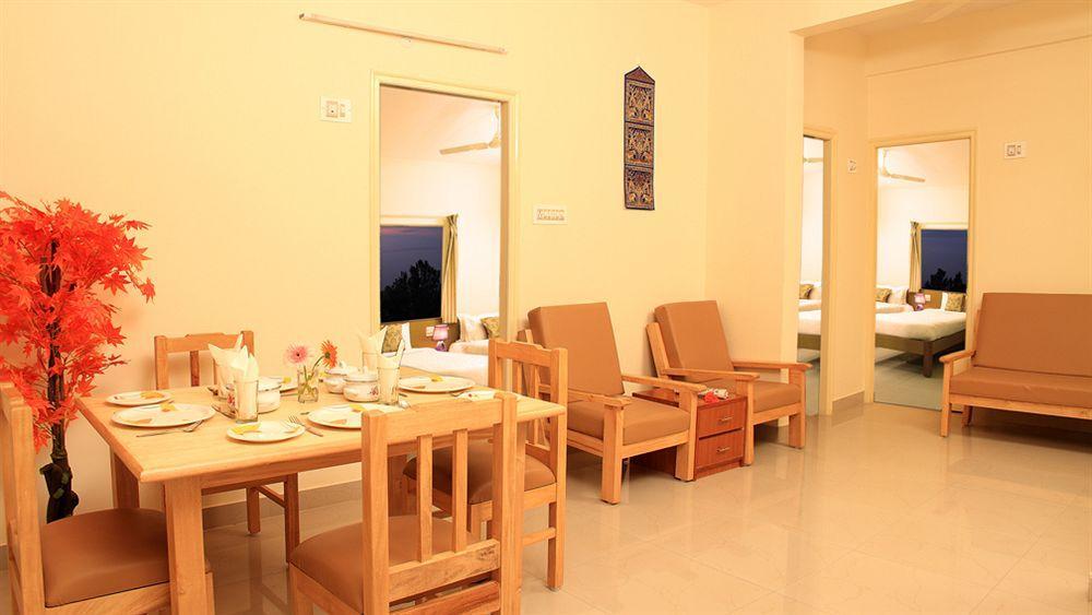Arra Suites Bangalore Exterior foto