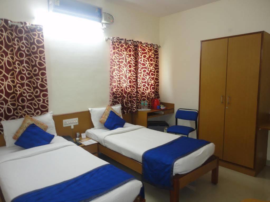 Arra Suites Bangalore Exterior foto